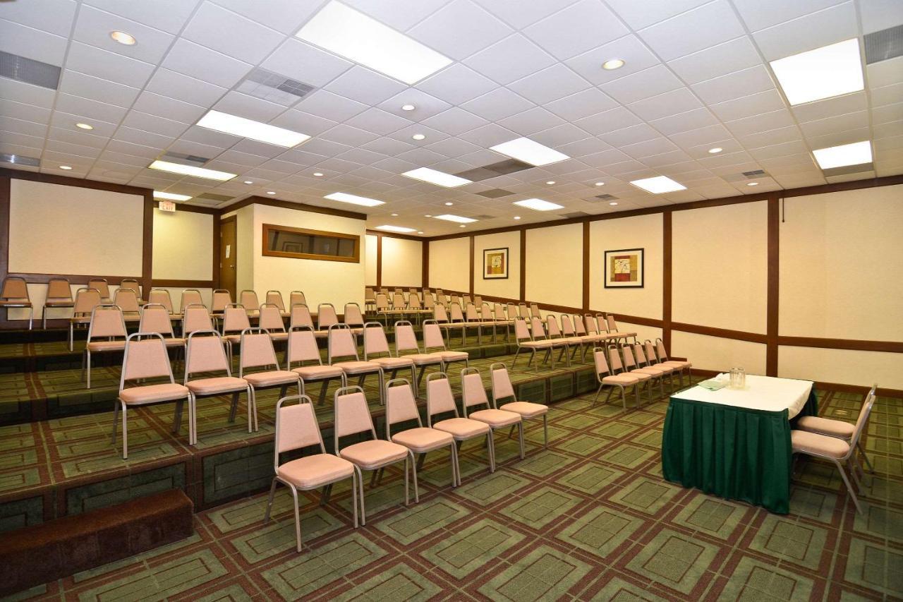 Quality Inn & Conference Center Akron Dış mekan fotoğraf